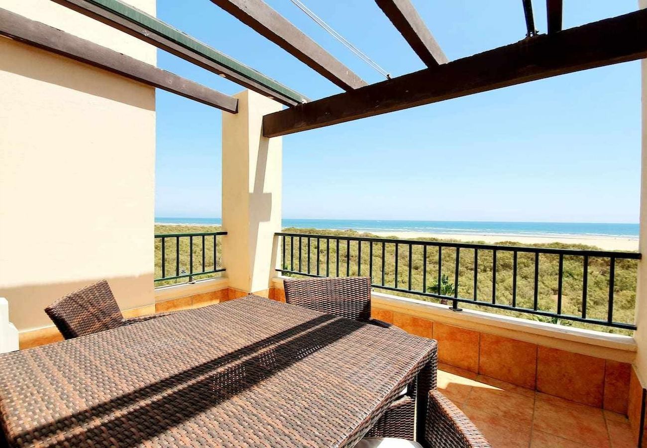 Apartamento en Punta del Moral - Los Pelícanos - Frontal al mar, piscina y jardín - Ref.411F