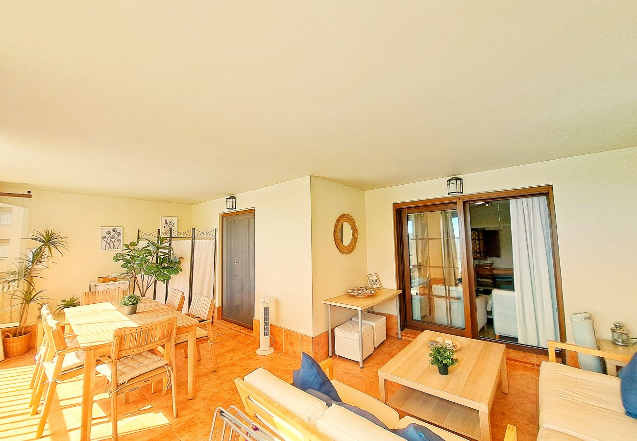 Apartamento en Punta del Moral - Los Pelícanos - Ref.412 - Apartamento con terraza grande y vistas al mar, piscina y jardines