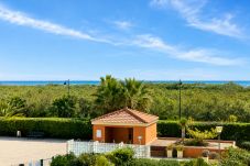 Apartamento en Punta del Moral - Los Pelícanos - Ref.412 - Apartamento con terraza grande y vistas al mar, piscina y jardines
