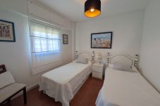 Apartamento en Isla Canela - Alcaudón. Apartamento frontal al mar con 3 dormitorios  - Ref.711