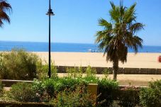 Apartamento en Isla Canela - Alcaudón. Apartamento frontal al mar con 3 dormitorios  - Ref.711