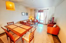 Apartamento en Isla Canela - Rincón del Gol III, Ático con vistas a la piscina y jardines