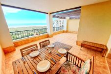 Apartamento en Punta del Moral - Los Pelícanos, Apartamento superior frontal al mar