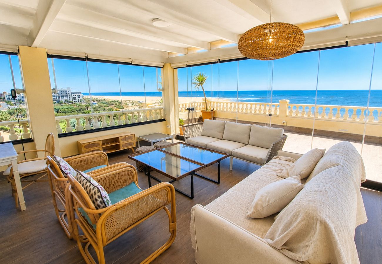 Apartamento en Ayamonte - Ático Los Cisnes, 3 dormitorios frontal al mar